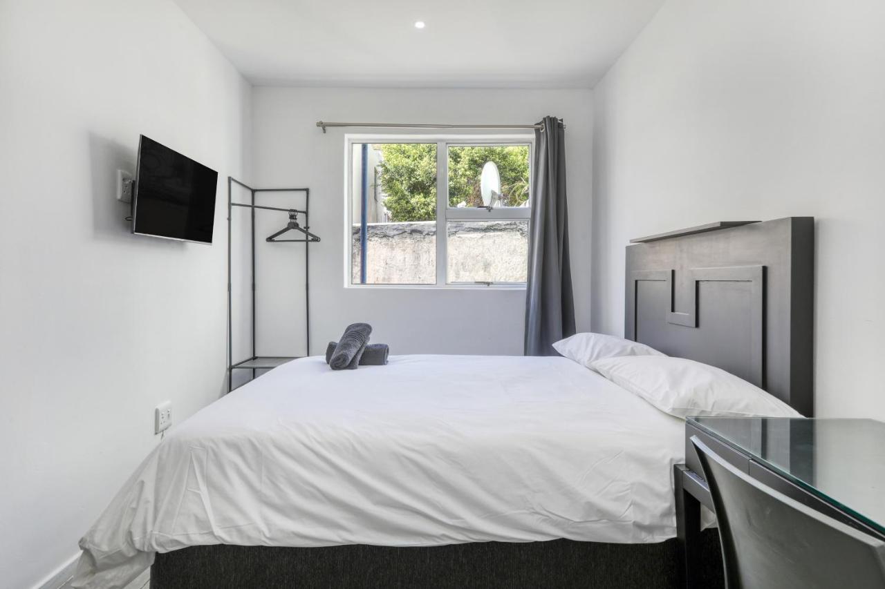 Inn & Out Express Sea Point كيب تاون المظهر الخارجي الصورة